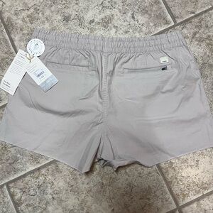 VUORI Women’s Elastic-Waist Casual Shorts - Taupe XL NWT